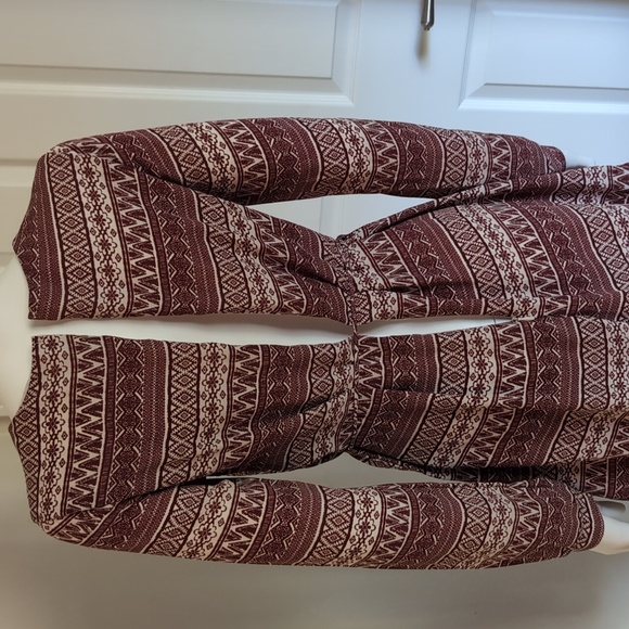 Lush Romper Long Sleeve, Skort-style Skirting EUC Size Sm-Med - Picture 8 of 14